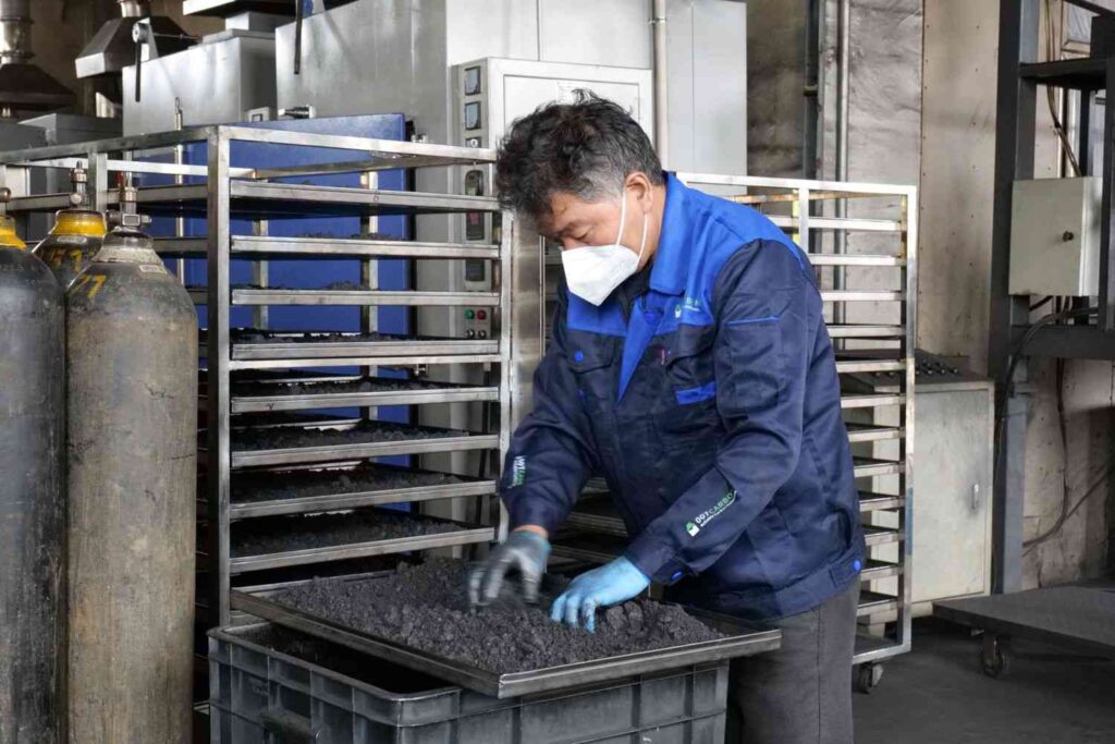 graphite material production